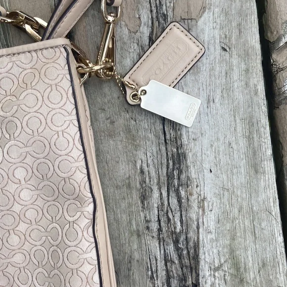 COACH MADISON OPT ART Signature 27906 2way hand or shoulder bag - Gently used - Picture 3 of 14